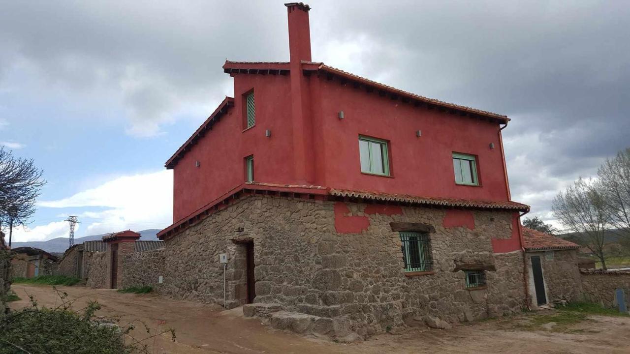 Casa Rural Rojo Del Tietar La Iglesuela Exterior photo